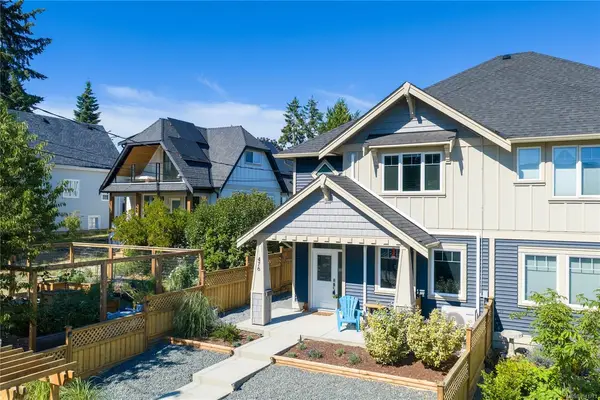476 Machleary St, Nanaimo BC V9R 2H2 - 4 bed, 3.0 bath in Nanaimo