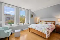 View 16