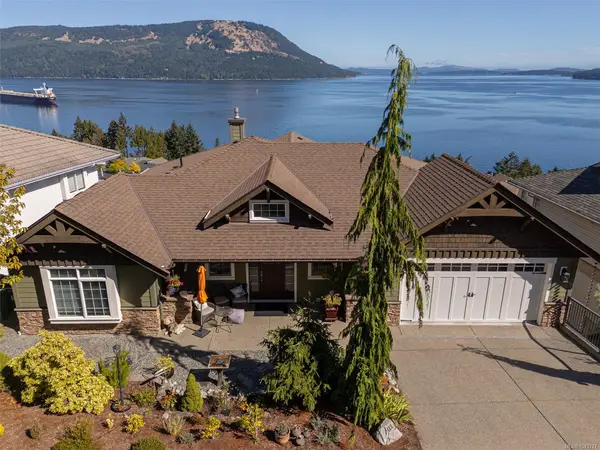 412 Seaview Pl, Cobble Hill BC V0R 1L1 - 3 bed, 3 bath property for sale in Cobble Hill