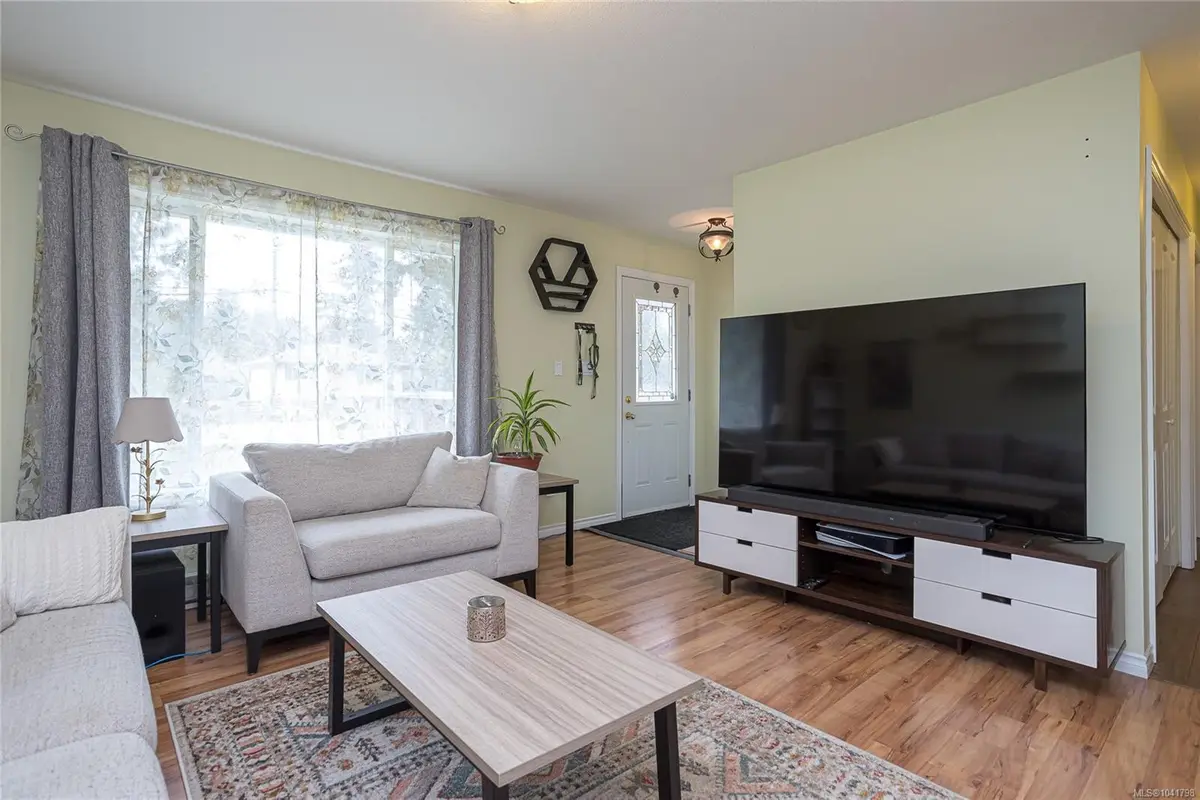 2168 Yellow Point Rd, Nanaimo BC V9X 1W6