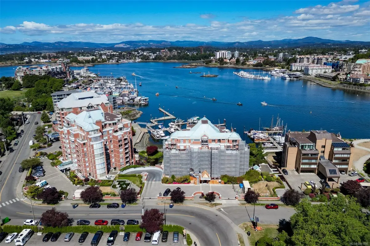 636 Montreal St #103, Victoria BC V8V 4Y1