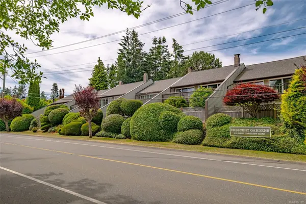570 Crescent Rd W #7, Qualicum Beach BC V9K 1H9 - 2 bed, 2.0 bath in Qualicum Beach