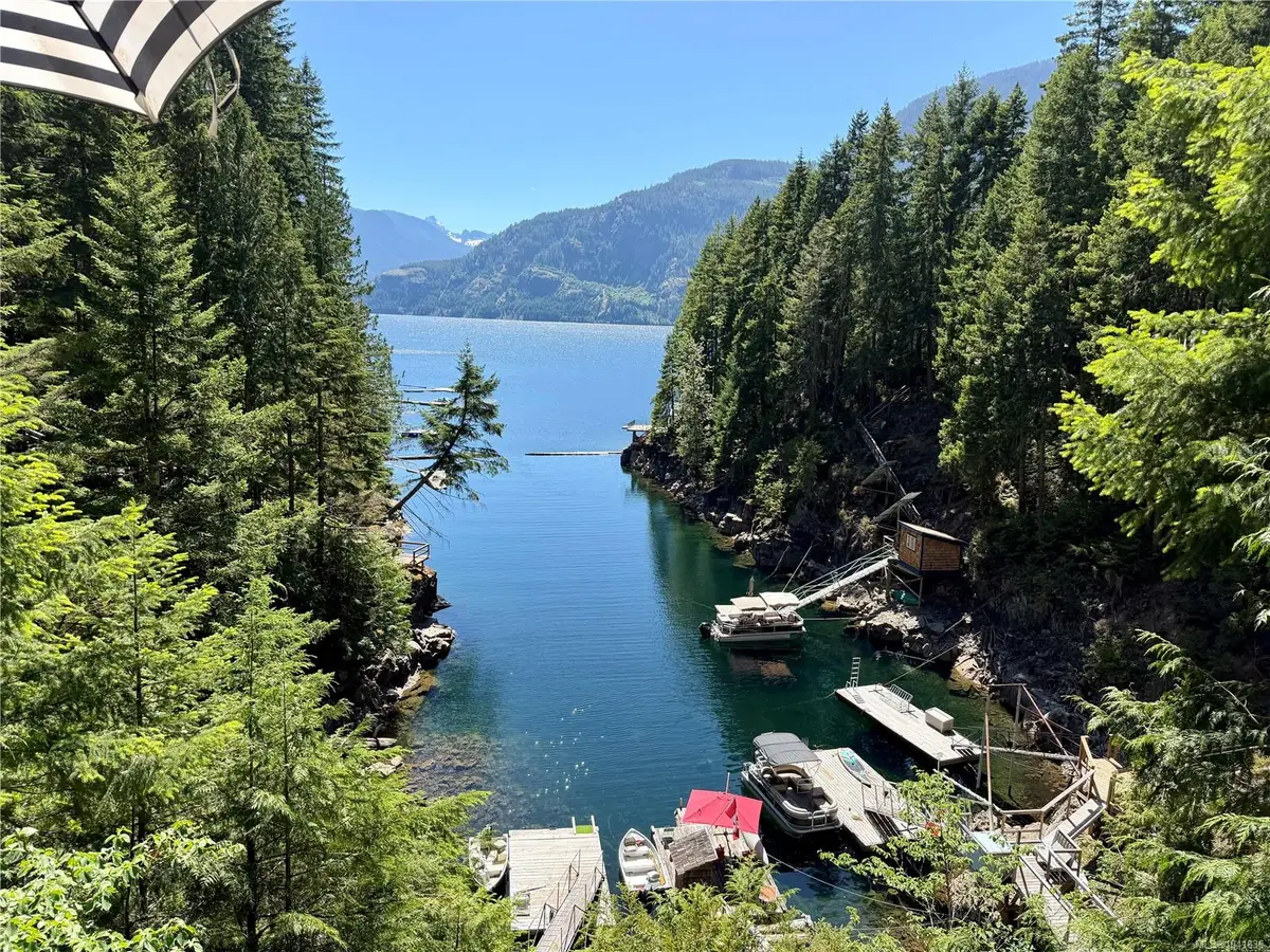 36 Baikie Dr, Campbell River BC V9W 2C5