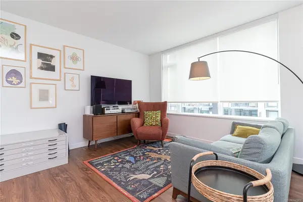 369 Tyee Rd #505, Victoria BC V9A 0B6 - 1 bed, 1.0 bath in Victoria
