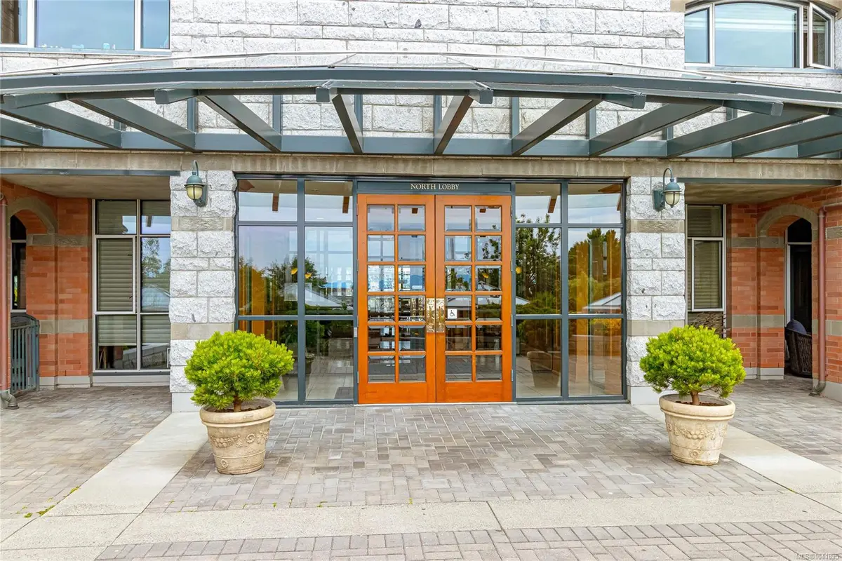 21 Dallas Rd #323, Victoria BC V8V 4Z9