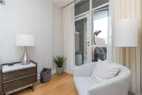 View 25