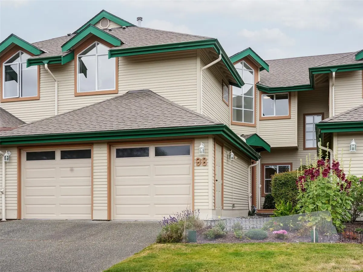 530 Marsett Pl #98, Saanich BC V8Z 7J2