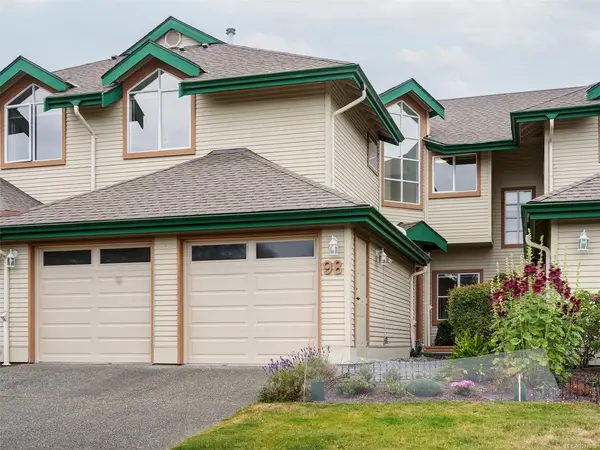 530 Marsett Pl #98, Saanich BC V8Z 7J2 - 3 bed, 3 bath property for sale in Saanich