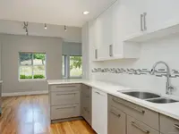 View 10