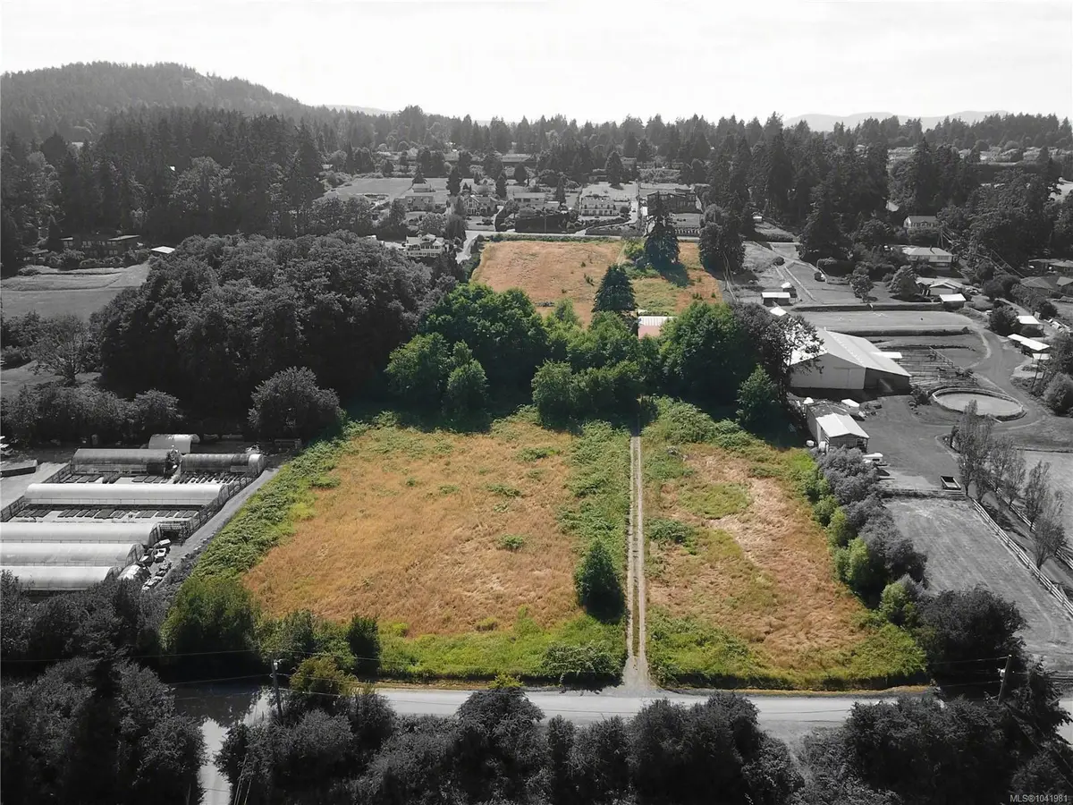 6275 Old East Rd, Central Saanich BC V8Y 1R7