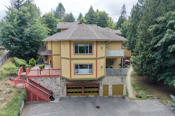1244 4th Ave #302, Ladysmith BC V9G 0A6 - 2 bed, 2 bath property for sale in Ladysmith