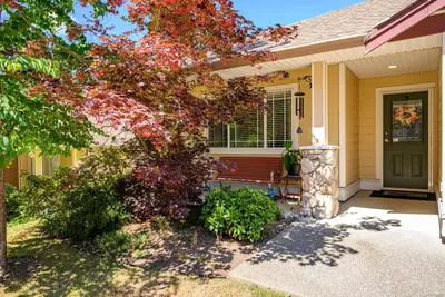 2728 1st St #47, Courtenay BC V9N 4A4