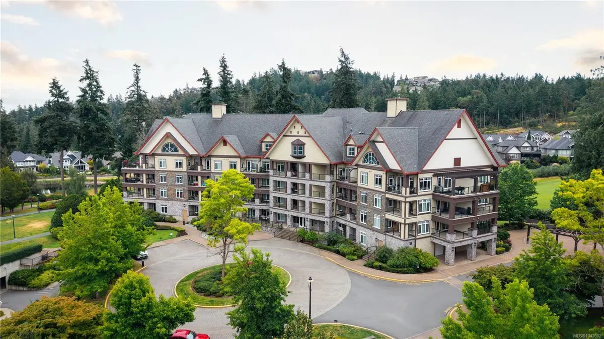 1375 Bear Mountain Pkwy #203, Langford BC V9B 0C9