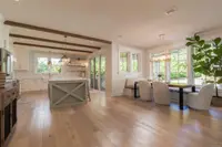View 10