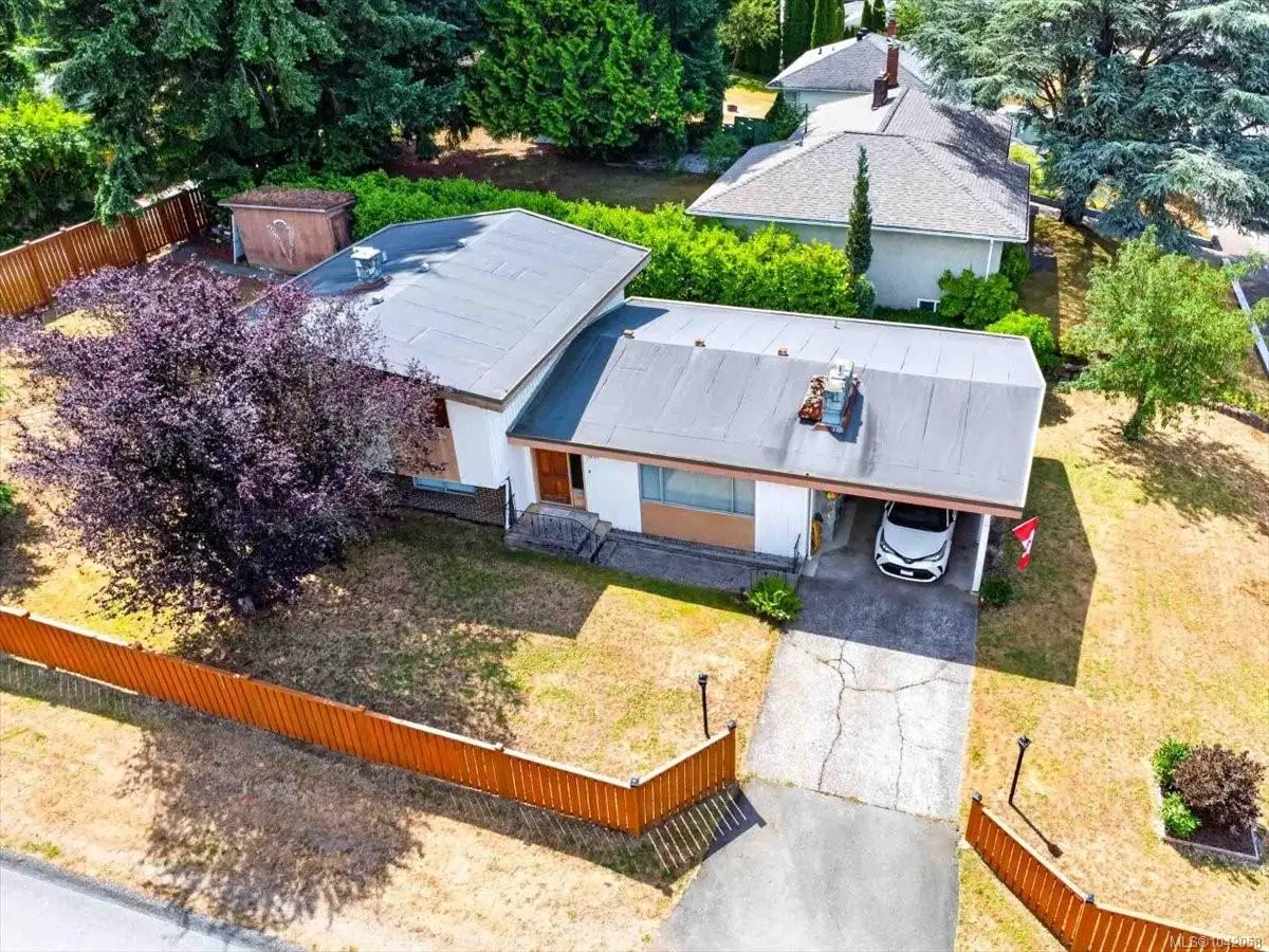 3962 Bruce St, Port Alberni BC V9Y 1J4