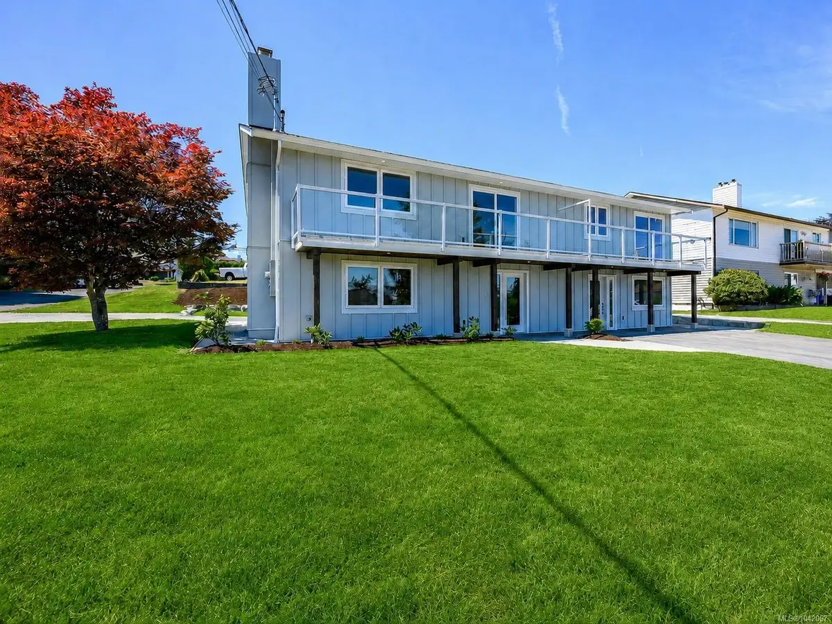 896 Galerno Rd #S, Campbell River BC V9W 5J4