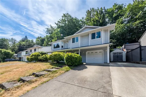 5679 Brookwood Dr, Nanaimo BC V9T 5P3 - 4 bed, 2 bath in Nanaimo