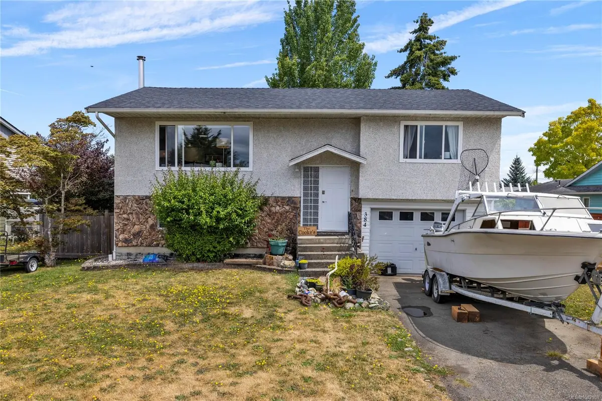384 McKillop Dr, Parksville BC V9P 1L5