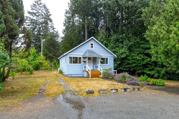 5934 Highland Ave, Duncan BC V9L 1L6 - 3 bed, 3.0 bath in Duncan