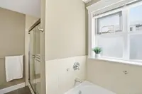 View 32