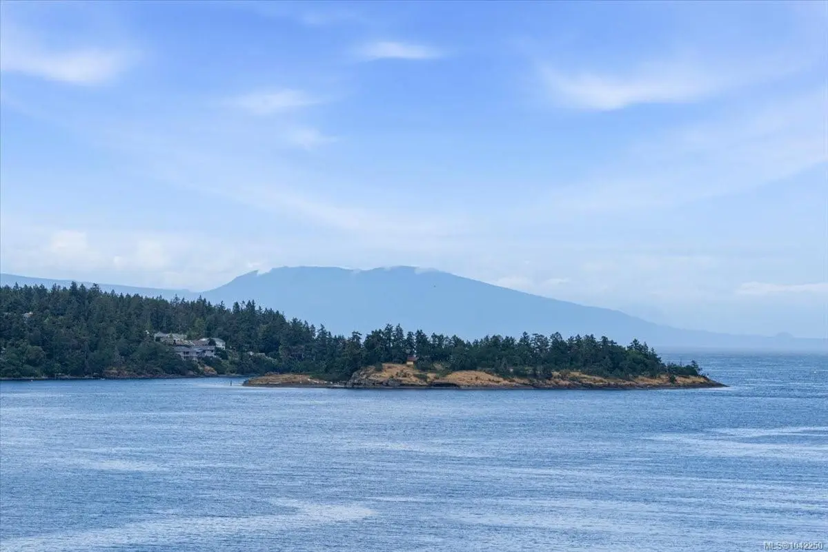 157 Cilaire Dr, Nanaimo BC V9S 3E2