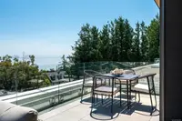 View 25