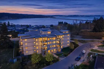 3223 Selleck Way #204, Colwood BC V9C 0E7