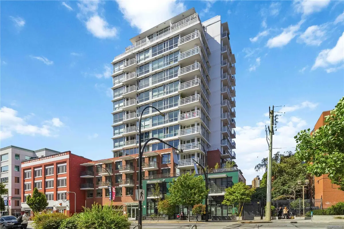 834 Johnson St #304, Victoria BC V8W 1N3