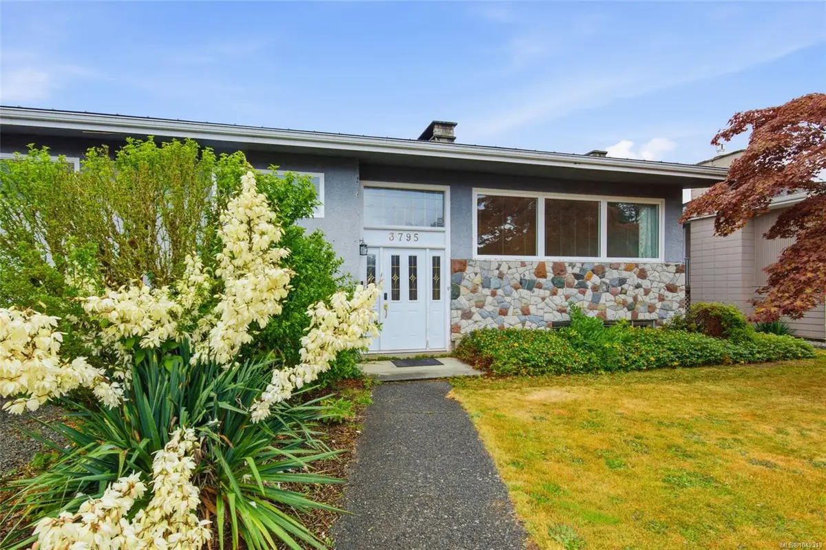 3795 Michigan Rd, Port Alberni BC V9Y 5Z9