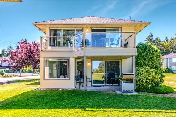 1165 Resort Dr #31, Parksville BC V9P 2E2 - 2 bed, 1.0 bath in Parksville
