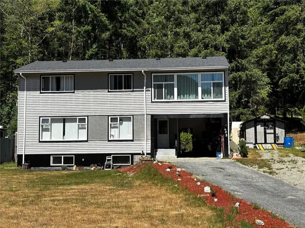 648 Nimpkish Dr, Gold River BC V0P 1G0 - 3 bed, 2 bath property for sale in Gold River