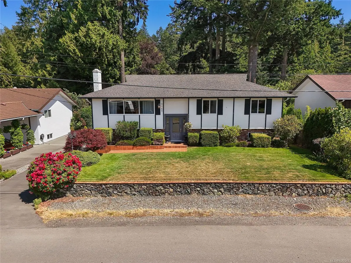 3147 Woodpark Dr, Colwood BC V9C 1P2