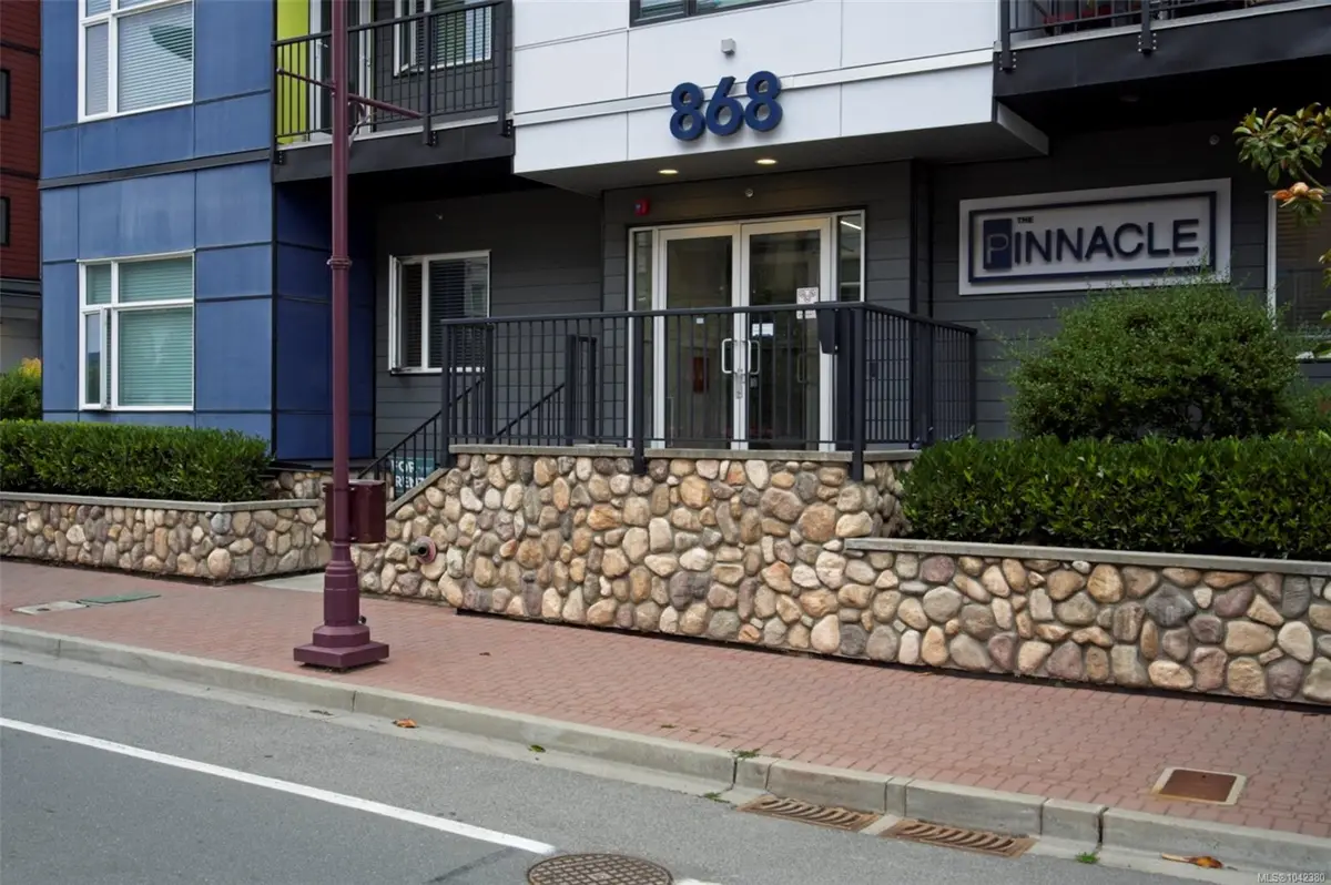868 Orono Ave #204, Langford BC V9B 0X9