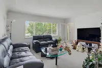 View 10