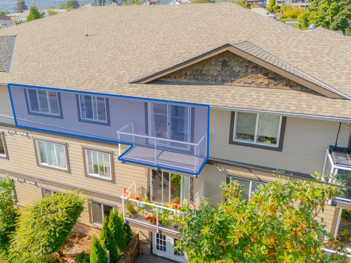 8 White St #10, Ladysmith BC V9G 1A9