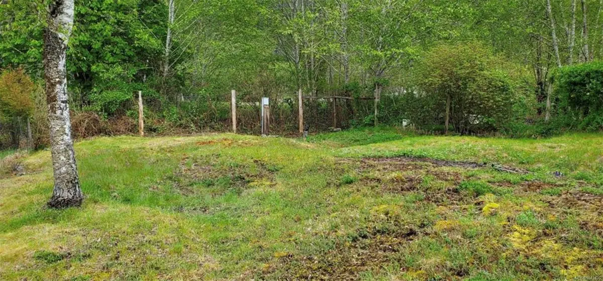 8 Freda Rd, Tahsis BC V0P 1X0