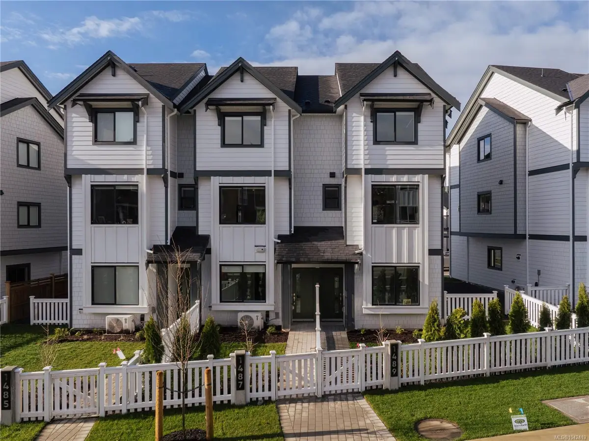 1495 Atlas Dr, Langford BC V9B 7C4