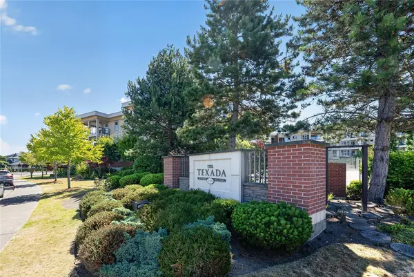 6310 McRobb Ave #206, Nanaimo BC V9V 1W8 - 3 bed, 2.0 bath in Nanaimo