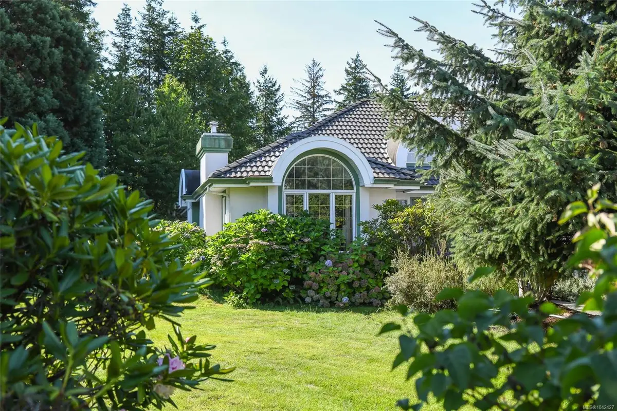 1991 Fairway Dr, Campbell River BC V9H 1R5