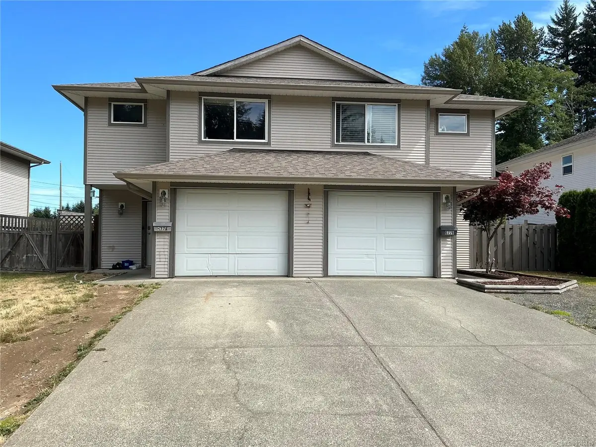 677 Otter Rd #A, Campbell River BC V9W 3N3