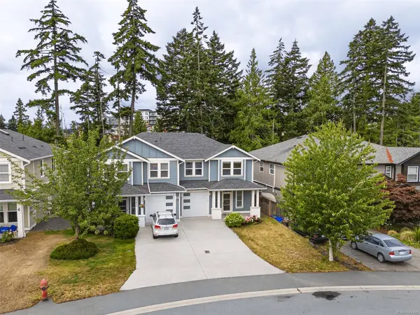 2402 Bellamy Rd, Langford BC V9B 0R8 - 3 bed, 3 bath in Langford