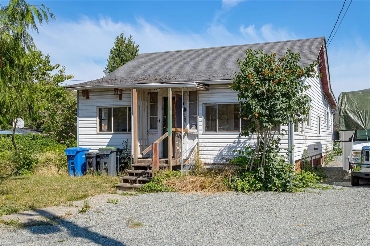 675 Powell St, Duncan BC V9L 2V9