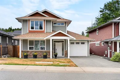 636 Giovando Way, Ladysmith BC V9G 1P8