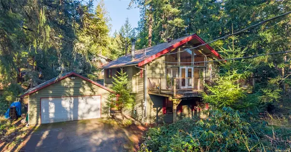 3708 Bosun Way, Pender Island BC V0N 2M0 - 5 bed, 3.0 bath in Pender Island