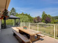 View 24