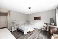 View 25