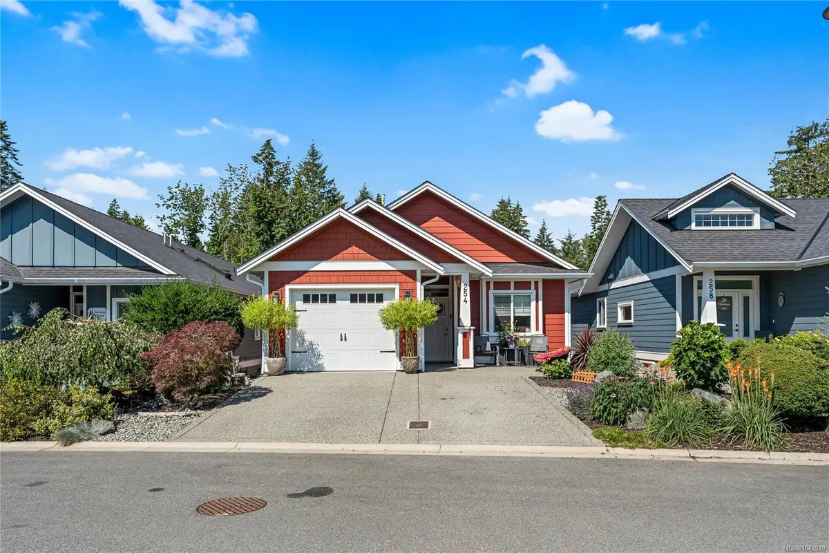 254 Edgewood Cres, Duncan BC V9L 0G6