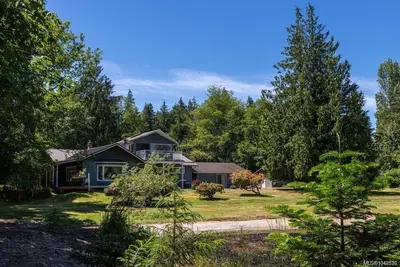 2239 Oyster Garden Rd, Campbell River BC V9H 1E7