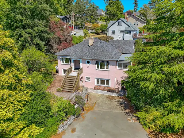 430 Gorge Rd W, Saanich BC V9A 1N1 - 3 bed, 2 bath property for sale in Saanich