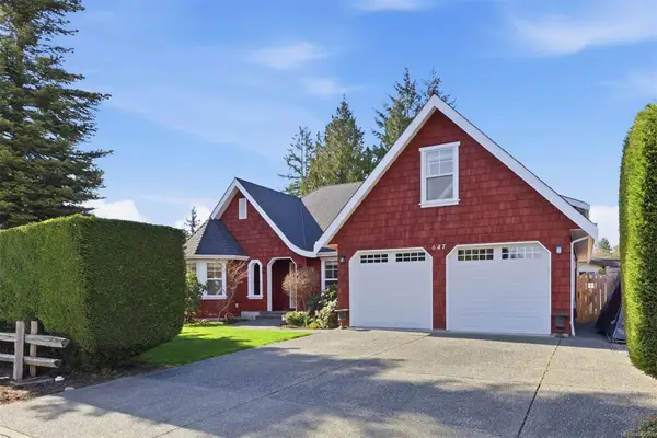 647 Temple St, Parksville BC V9P 1B4 - 3 bed, 3.0 bath in Parksville